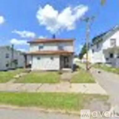 Main picture of 1327 N Croton Ave