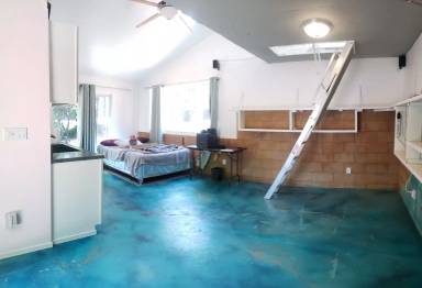 Main picture of 3874 American Ave