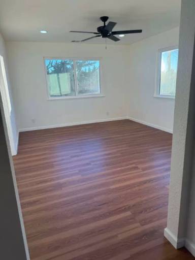 Main picture of 25654 Franklin Ave