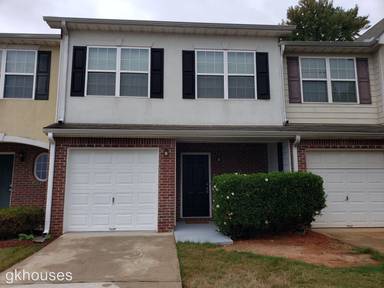 Main picture of 652 Georgetown Ct