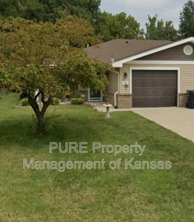 Main picture of 34 Lakin St