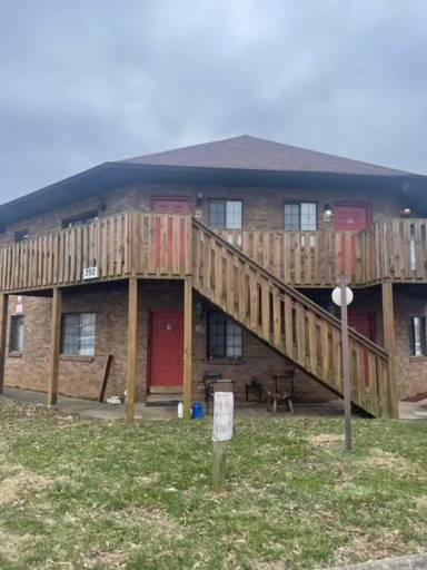 Main picture of 392 Shelby Ave