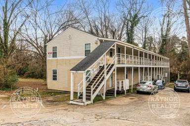 Main picture of 1600 Poole Rd