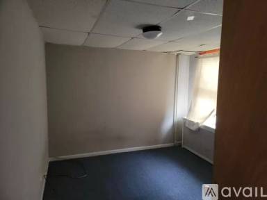 Main picture of 4858 S Springfield Ave