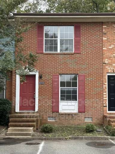 Main picture of 16134 Clarence Ct