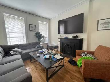 Main picture of 315 10th Ave