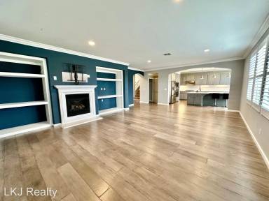 Main picture of 95 Portsmouth Dr