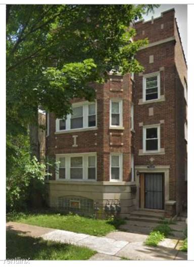 Main picture of 7649 S Essex Ave