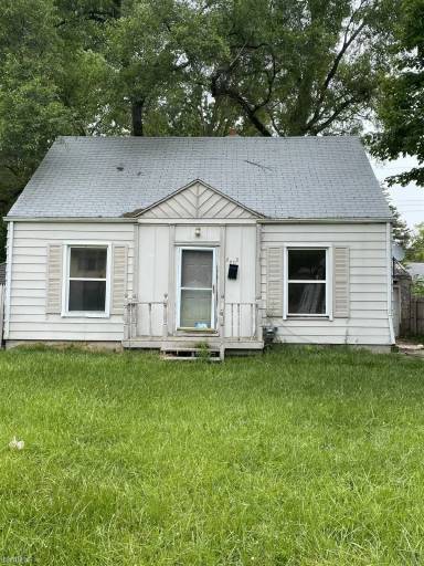 Main picture of 2208 Copeman Blvd
