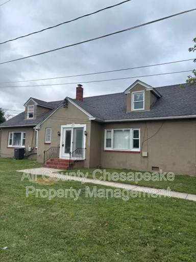 Main picture of 817 Hilltop Ave Ext