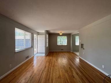 Main picture of 935 Winona Ct