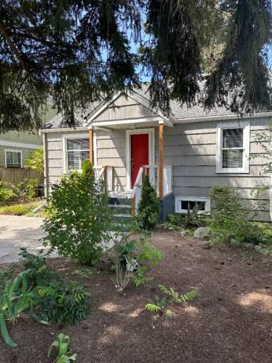 Main picture of 18329 Stone Ave N