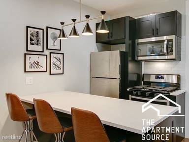 Main picture of 3117 N Haussen Ct