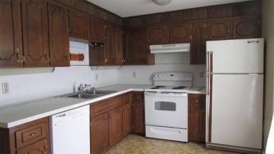 Main picture of 14 W King St