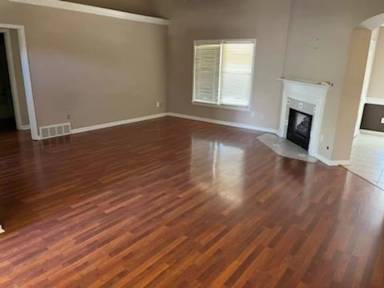 Main picture of 7587 Dexter Manor Dr