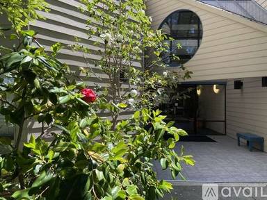 Main picture of 55 W 20th Ave