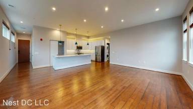 Main picture of 3542 Warder St NW