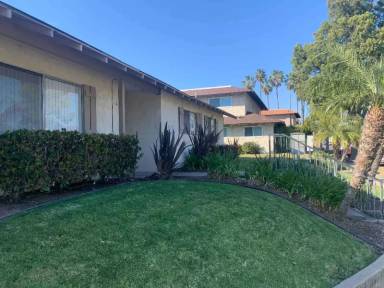 Main picture of 2717 Santiago Rd