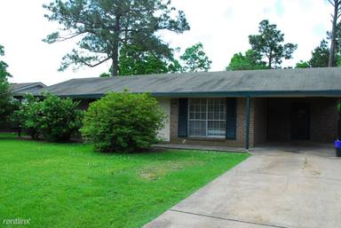 Main picture of 2700 E Angela Cir