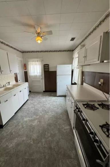 Main picture of 606 E Market St