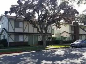 Main picture of 300 W Norwood Pl