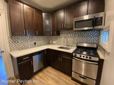 Main picture of 125 Trenton St