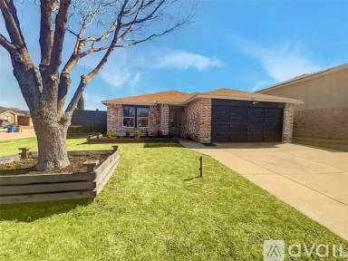Main picture of 2533 Pecan Dr