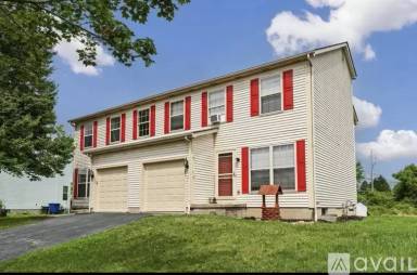 Main picture of 281 Richards Cir