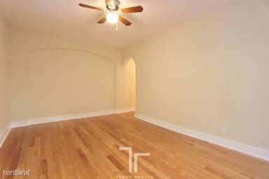 Main picture of Roscoe Apartments