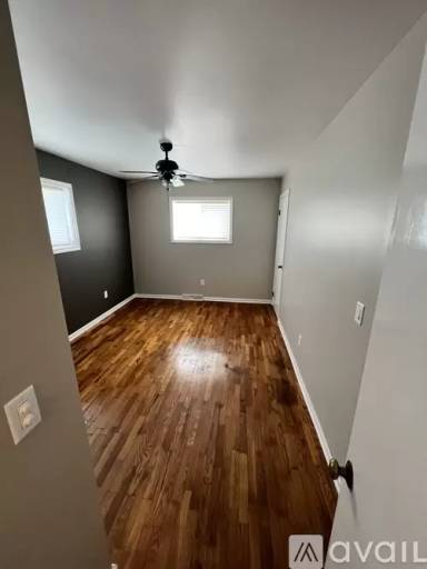 Main picture of 12159 Dixie Hwy