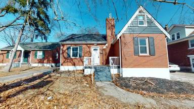 Main picture of 1162 Groesbeck Rd