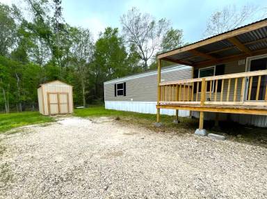 Main picture of 25216 Twin Oaks Dr