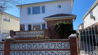 Main picture of 13712 63rd Ave