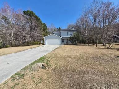 Main picture of 305 Rack Ln