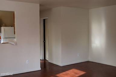 Main picture of 12 Fulton St