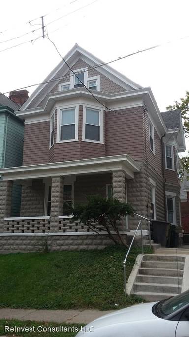 Main picture of 19 E Rochelle St