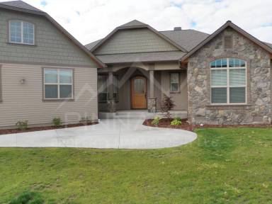 Main picture of 917 Majesty Heights Dr