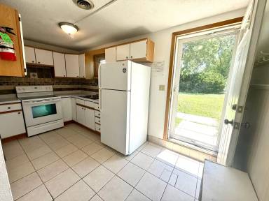 Main picture of 620 W Seerley Blvd