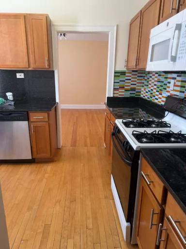 Main picture of 3847 N Linder Ave