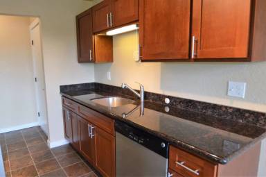 Main picture of 2405 NW 65th St