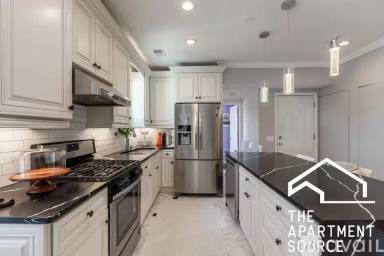 Main picture of 3527 W Shakespeare Ave