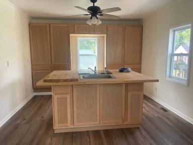 Main picture of 1023 36th St