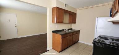 Main picture of 3217 Springfield Dr