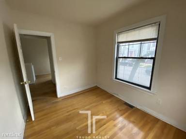 Main picture of 1200 W Wellington Ave & 3000-08 N Racine Ave