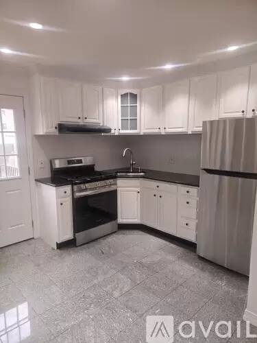 Main picture of 92 15th St