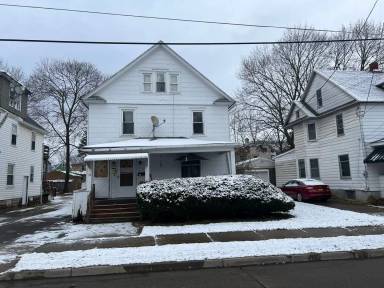 Main picture of 11 Cleveland Ave