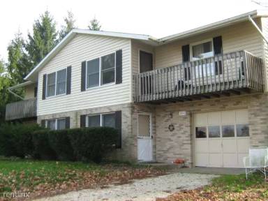 Main picture of 204 Howe Rd