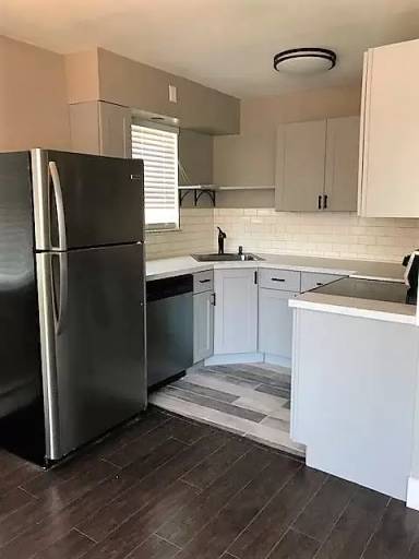Main picture of 48 Holly Woods Dr