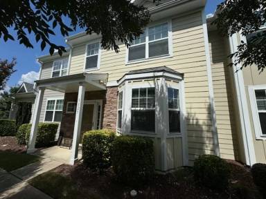 Main picture of 3829 Crimson Clover Ave