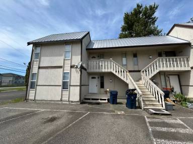 Main picture of 316 Front St